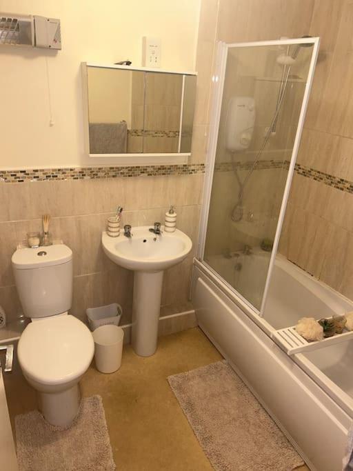 1 Bedroom Flat, Bournemouth Exteriör bild