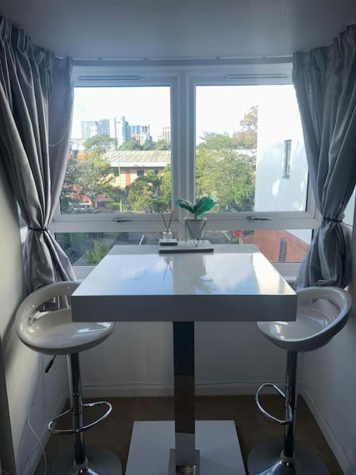 1 Bedroom Flat, Bournemouth Exteriör bild